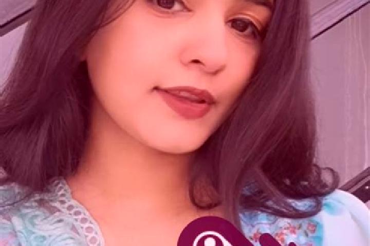 Zoey, 33 — Escort in Druzbice, Poland